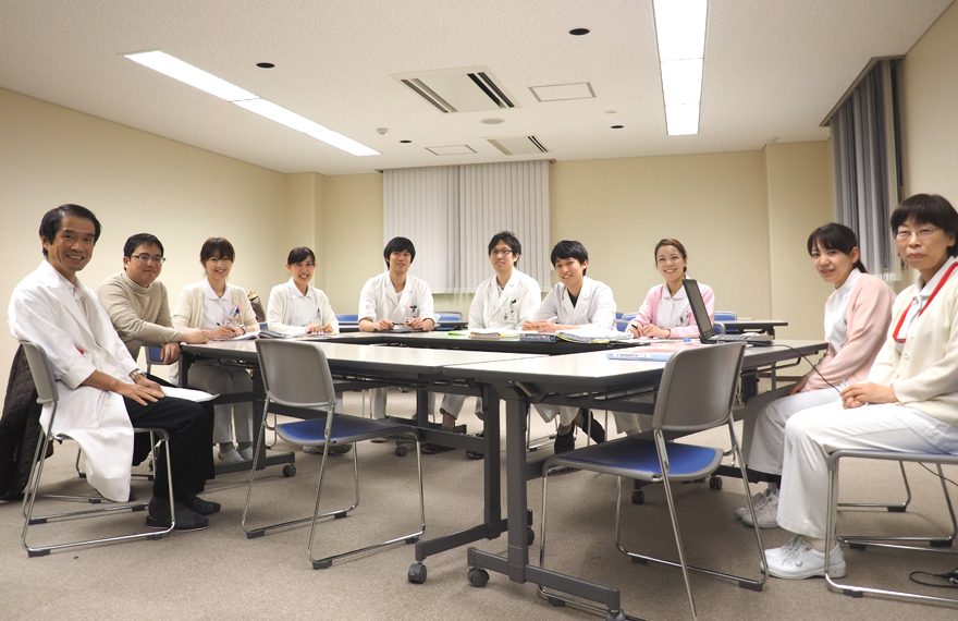 にしこうべvol.8カバー画像　糖尿病療養指導支援チームの写真